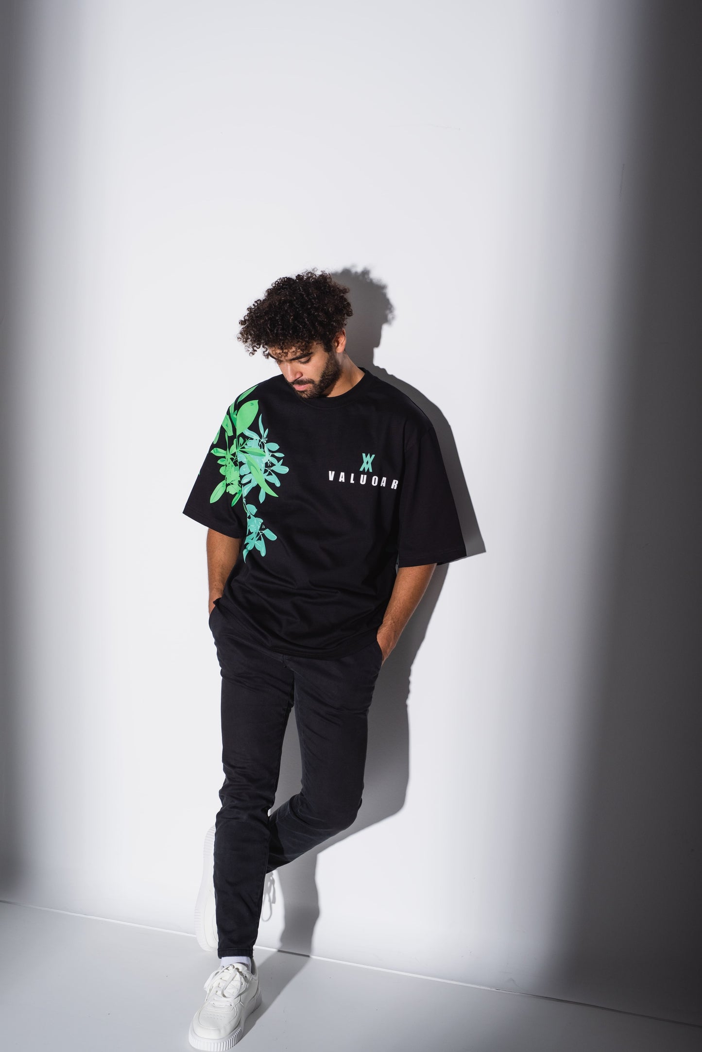 V1 T-Shirt in night black/emerald green